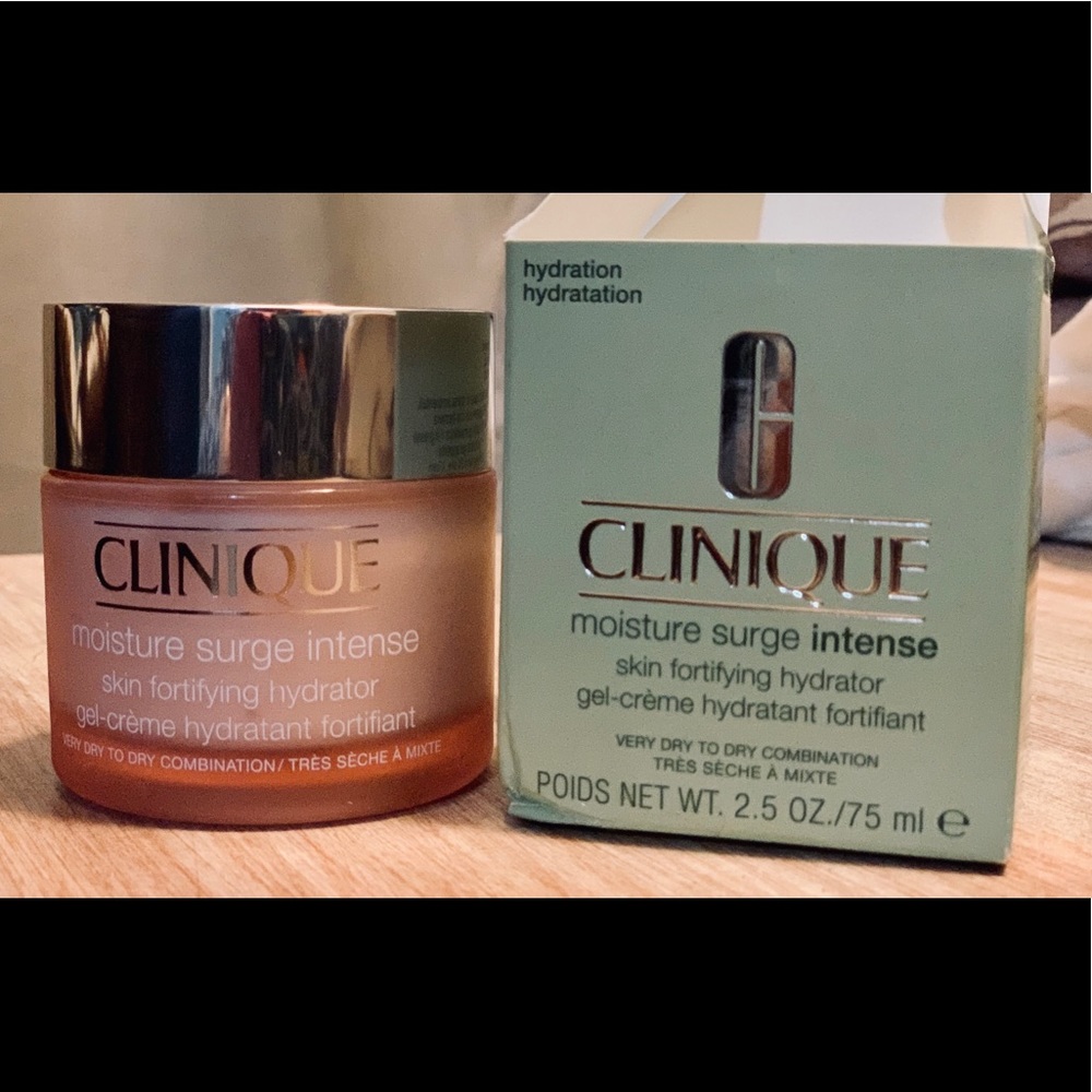 Clinique Moisture Surge Intense 2.5 oz.-NEW!